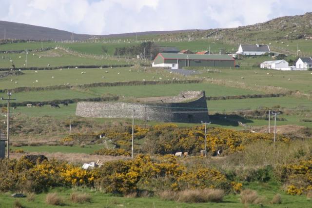 Gleich nebenan: Cahergall Stone Fort