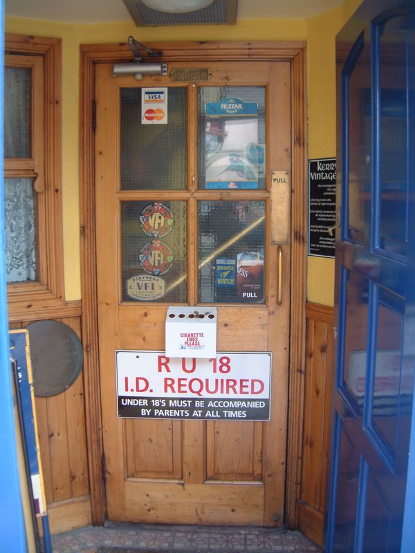 Pub door in Killorglin