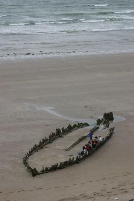 Altes Boot am Rossbeigh Strand