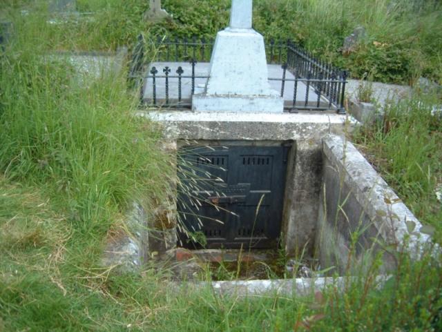 Friedhof um Muckross Abbey