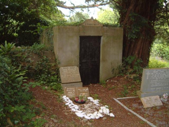 Friedhof um Muckross Abbey