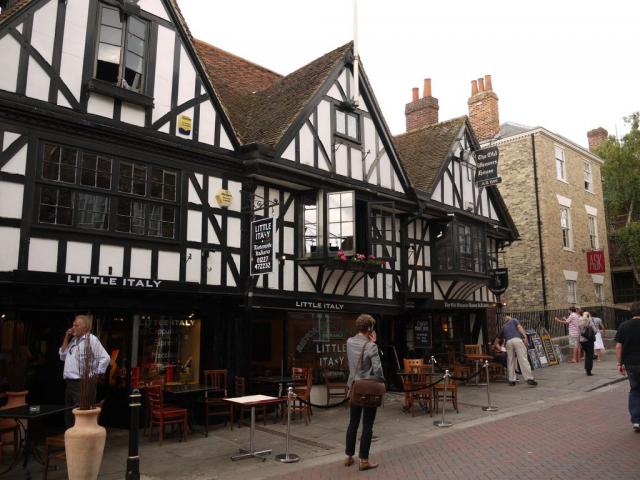 Canterbury, High Street